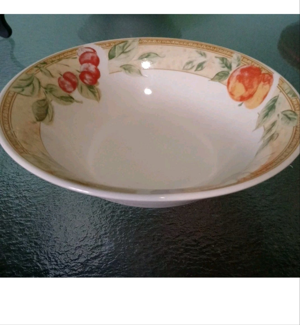 Lot Of 4 Retro Soup Bowls By Gibson HouseWares
