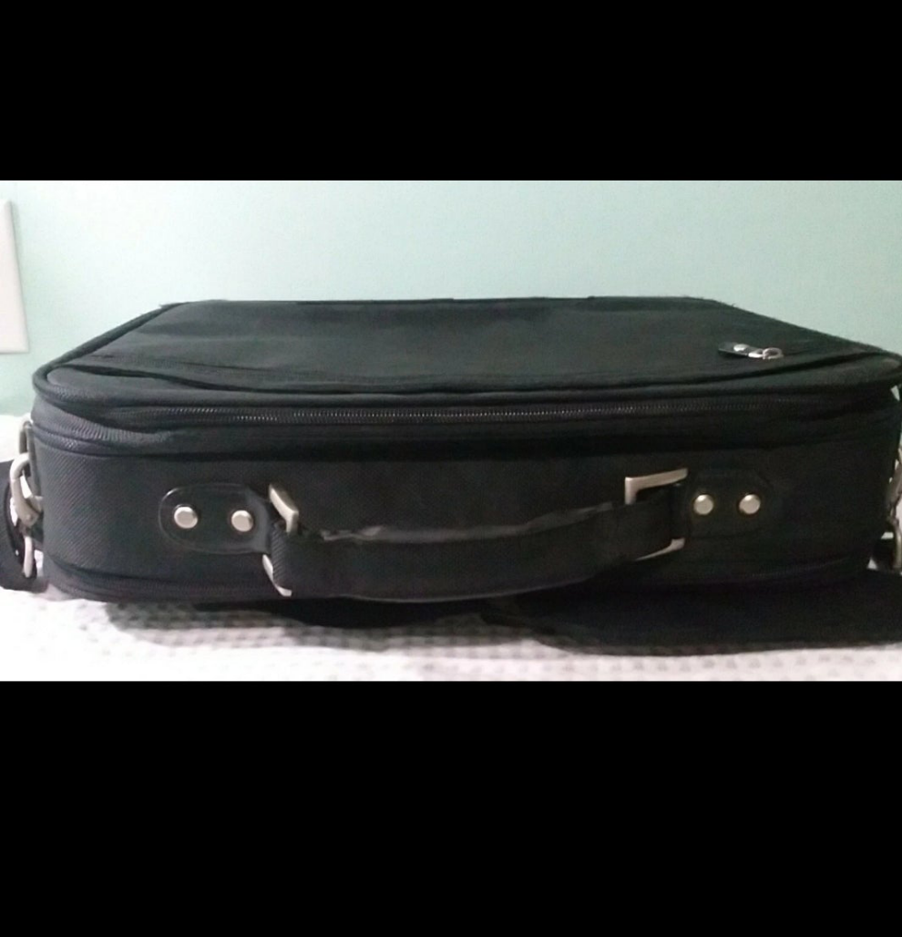 Dell Laptop Bag  brief case Black with Shoulder Strap
