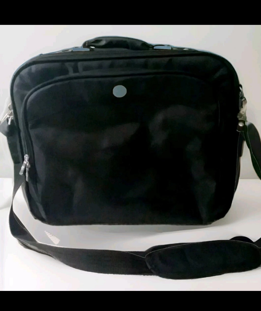 Dell Laptop Bag  brief case Black with Shoulder Strap