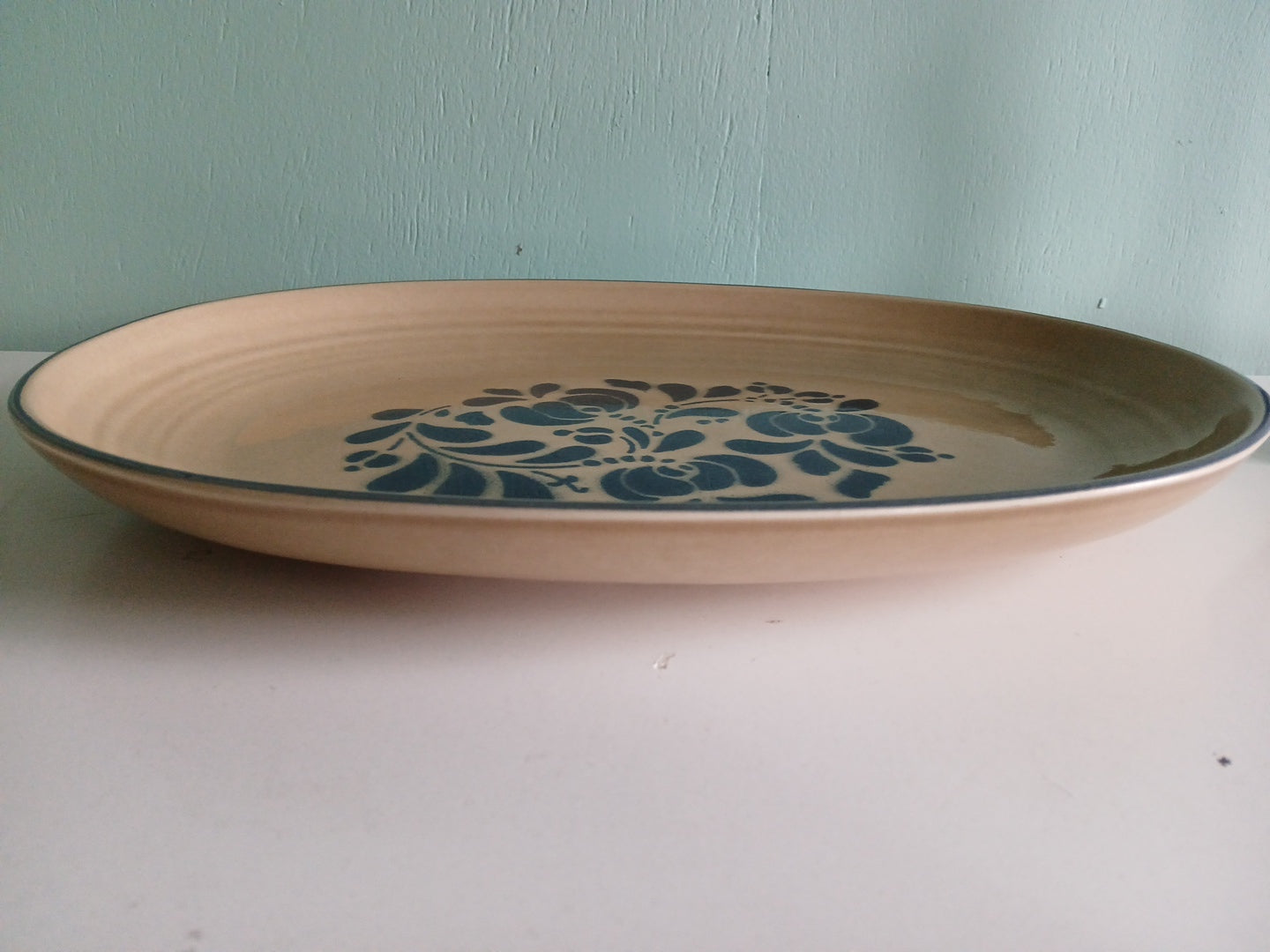 14"serving Plater Pfaltzgraff Brown With  Blue Floral