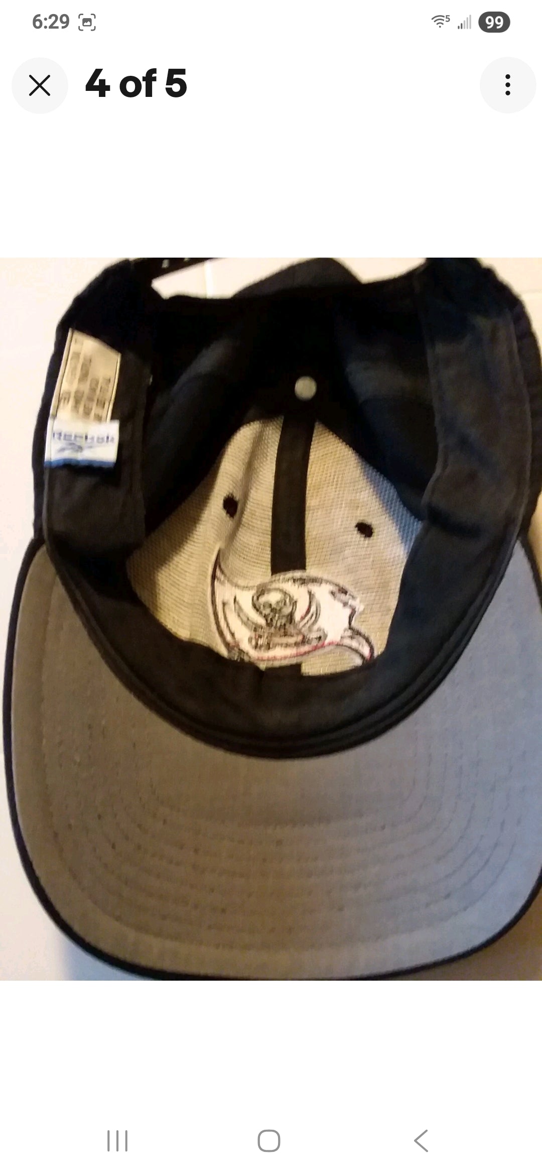 Vintage REEBOK Tampa Bay Buccaneers Black Cap